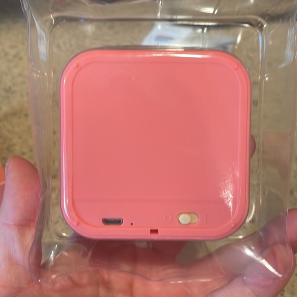 Sonix Bluetooth speaker - NEW IN BOX - Picture 3 of 3